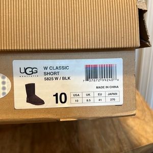 Ugg classic short boot